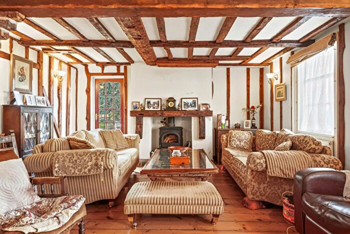 5 Bedroom Detached House For Sale In North Street, Carshalton, SM5