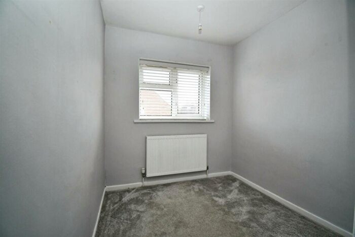 3 Bedroom Terraced House For Sale In Medina Road, Hull, HU8