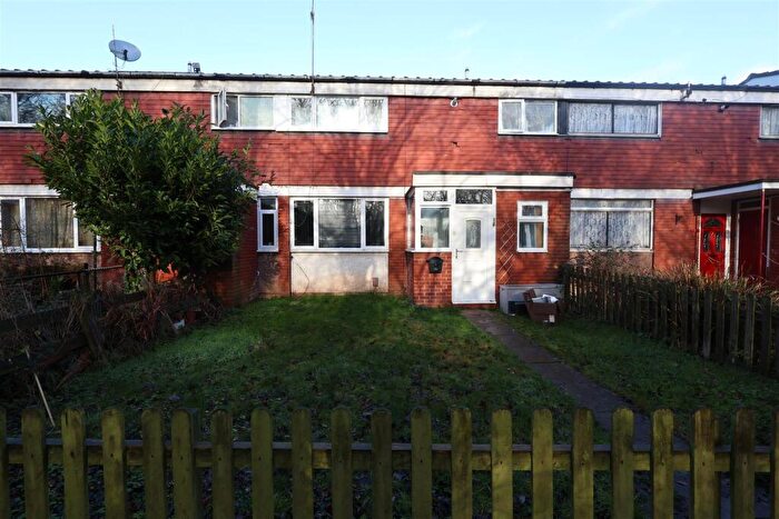 3 Bedroom Terraced House To Rent In Flanders Close, Redditch, B98