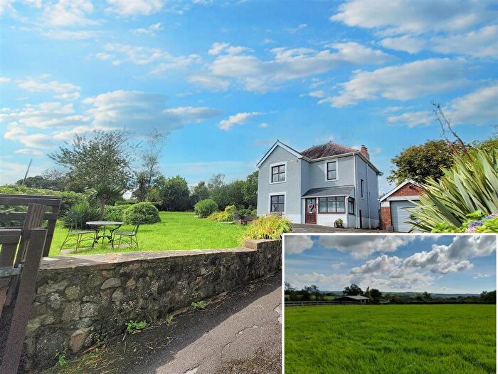 3 Bedroom Detached House For Sale In Meidrim, Carmarthen, SA33