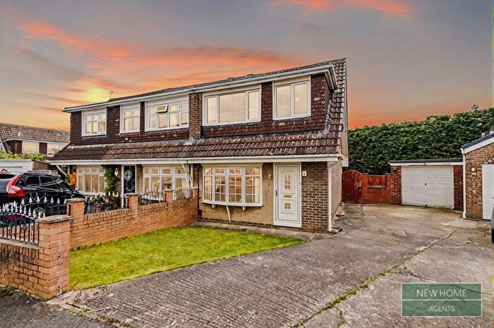 3 Bedroom Semi-detached House For Sale In Kirkfell Close, Eaglescliffe, Stockton-On-Tees, TS16