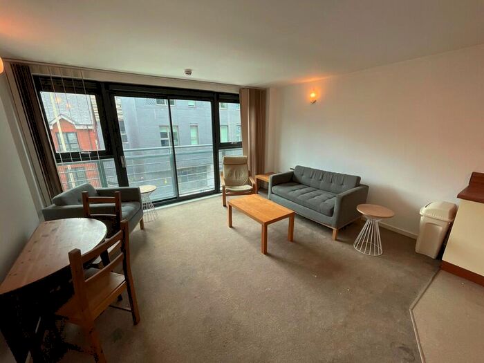 1 Bedroom Apartment To Rent In City Point, Salford, M3