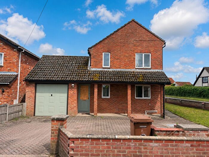 3 Bedroom Detached House For Sale In Mildenhall Road, Holywell Row, Bury St. Edmunds, IP28