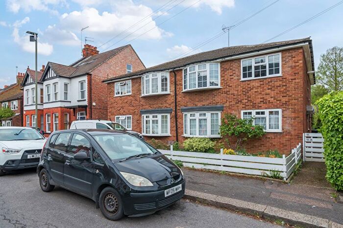 2 Bedroom Maisonette To Rent In Hadley Road, Barnet, EN5