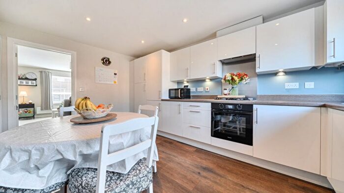 3 Bedroom Terraced House For Sale In Roe Deer Place, Wixams, Bedford, MK42