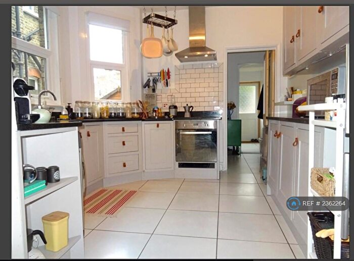 1 Bedroom Flat To Rent In Trundleys Road, London, SE8