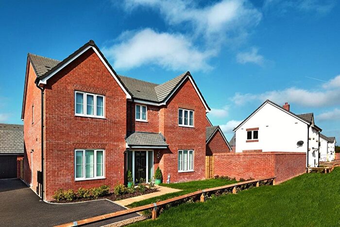 5 Bedroom Detached House For Sale In Banbury Road, Warwick, Warwickshire, CV34