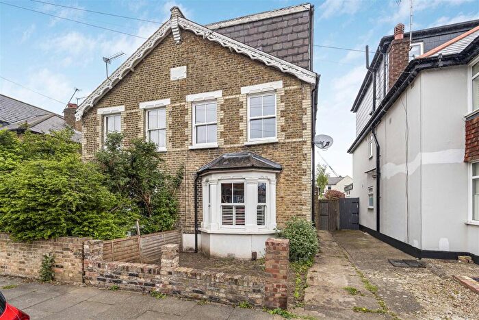 4 Bedroom Semi-Detached House For Sale In Deacon Road, Kingston Upon Thames, KT2