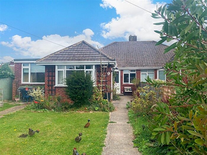 3 Bedroom Semi-Detached Bungalow For Sale In Staplers Road, Newport, Isle Of Wight, PO30