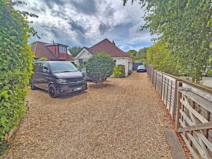 3 Bedroom Bungalow For Sale In Leigh Road, New Milton, Hampshire, BH25