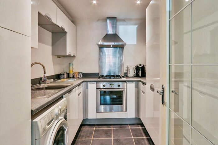 1 Bedroom Flat For Sale In Capstone Road, Bournemouth, Dorset, BH8
