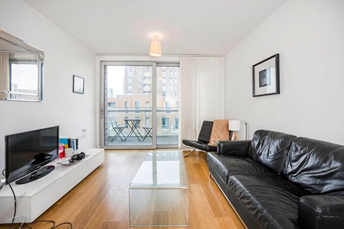 1 Bedroom Flat To Rent In Devons Road, London, E3
