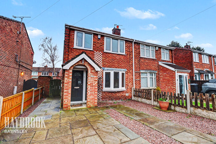 2 Bedroom Semi Detached House For Sale In Doles Crescent, Royston, S71