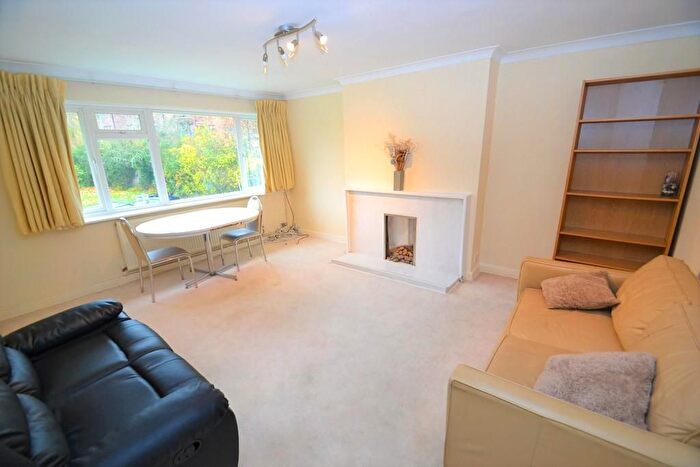 2 Bedroom Maisonette For Sale In Fir Tree, Allum Lane, Elstree, WD6