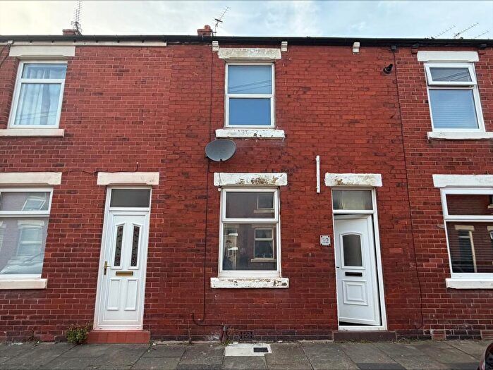 2 Bedroom Terraced House For Sale In Brook Street, Blackpool, FY4