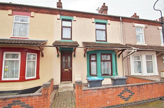 3 Bedroom Terraced House For Sale In Chester Street, Rugby, Warwickshire, CV21