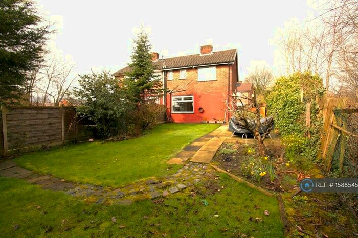 3 Bedroom Semi-Detached House To Rent In Briar Hill Avenue, Little Hulton, Manchester, M38