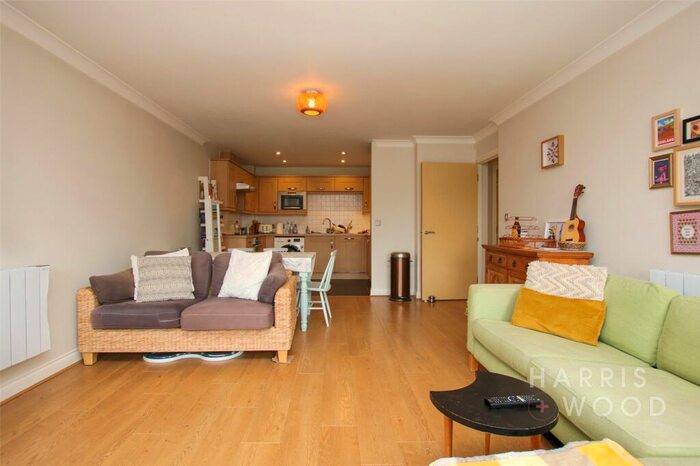 2 Bedroom Apartment To Rent In Waterside Lane, Colchester, Essex, CO2