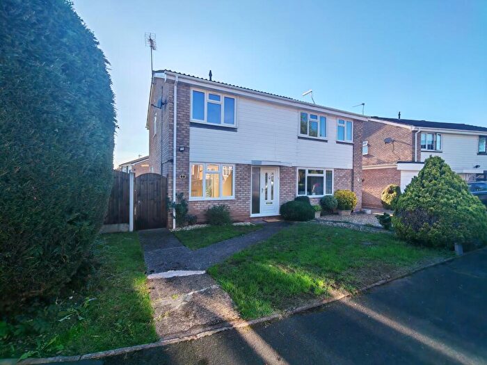 3 Bedroom Semi-Detached House To Rent In Hurstmead Drive, Stafford ., ST17
