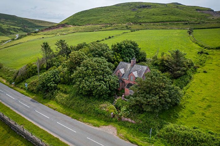 5 Bedroom Detached House For Sale In Gwerindy Y Pistyll, Pistyll, Gwynedd, LL53