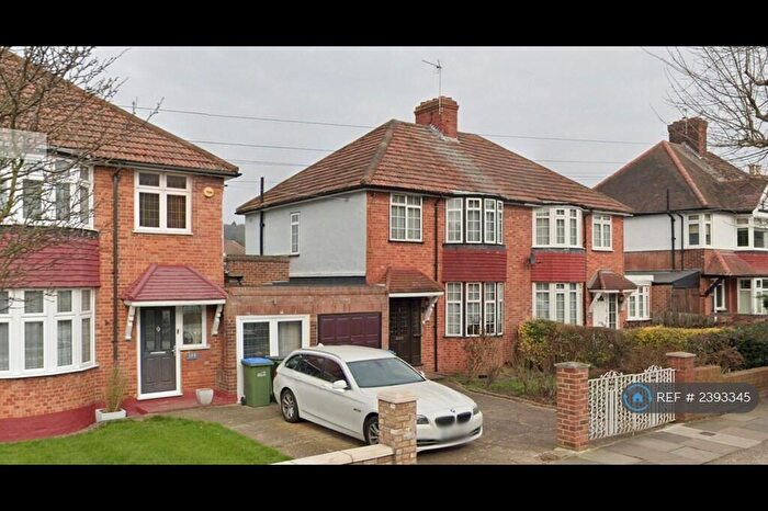 4 Bedroom Semi-Detached House To Rent In Greenvale Road, London, SE9