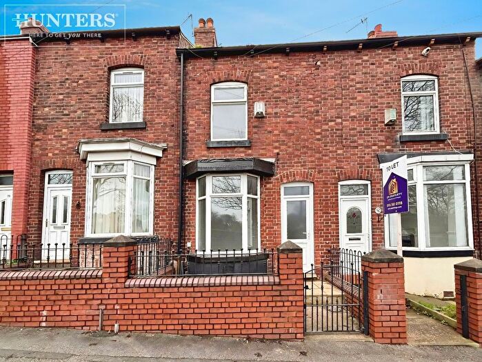 3 Bedroom Terraced House For Sale In Cemetery Road, Barnsley, S70
