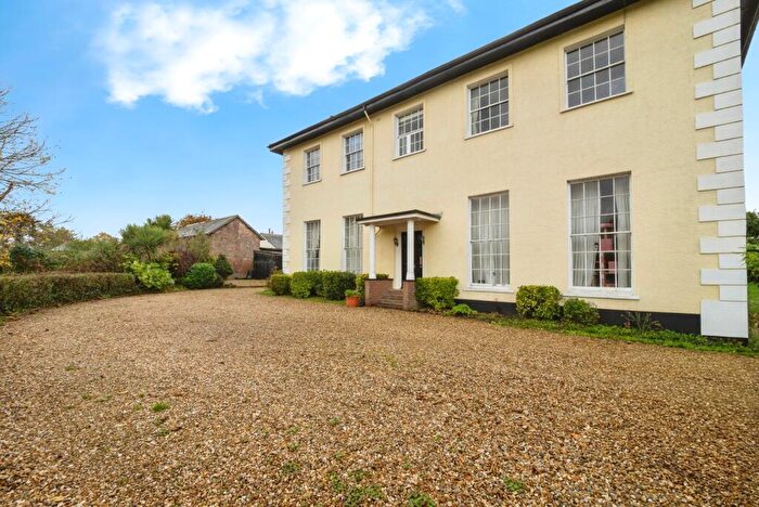 2 Bedroom Flat For Sale In Exwick Court, Exeter, Devon, EX4