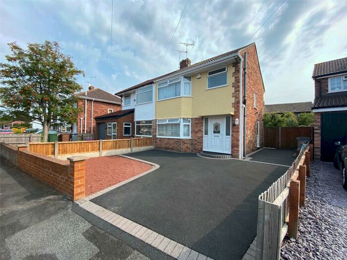 3 Bedroom Semi-Detached House To Rent In Springfield Avenue, Wirral, Merseyside, CH48