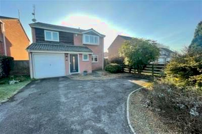 4 Bedroom House To Rent In Woolslope Road, West Moors, BH22