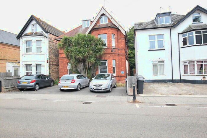 1 Bedroom Flat To Rent In Parkwood Road, Southbourne, Bournemouth, BH5