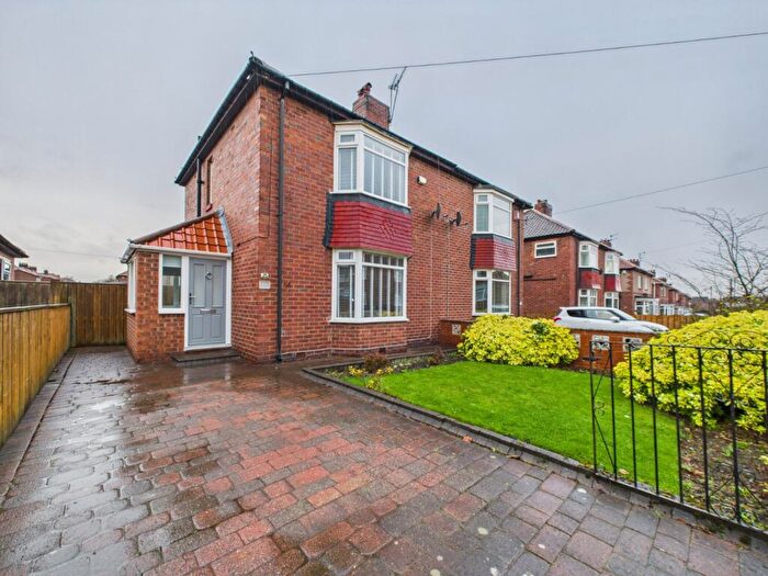 2 Bedroom Semi Detached House For Sale In Hartleyburn Avenue, Hebburn, Tyne And Wear, NE31