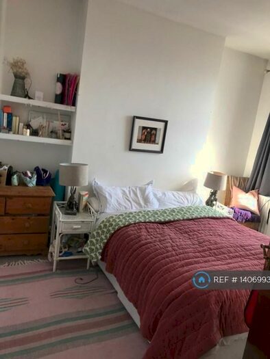 3 Bedroom Flat To Rent In Pember Road, London, NW10