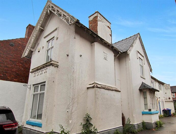 4 Bedroom Detached House For Sale In Union Street, Market Rasen, LN8