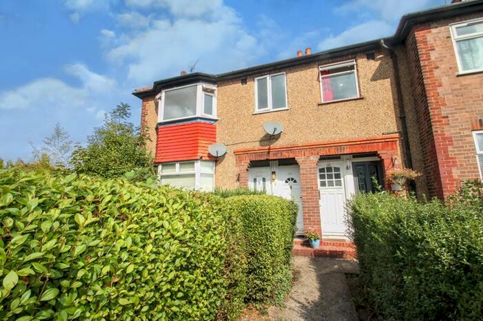 2 Bedroom Maisonette To Rent In Whitton Avenue West, Northolt, UB5
