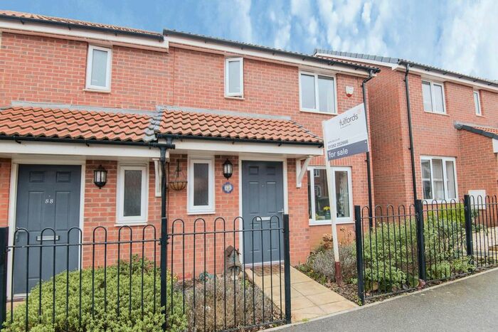 3 Bedroom Property To Rent In Myrtlebury Way, Exeter, EX1