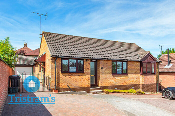 3 Bedroom Detached Bungalow To Rent In Burleigh Close, Carlton, NG4