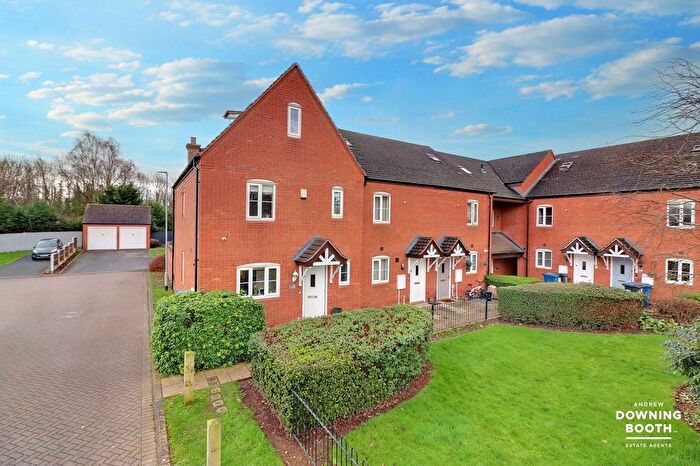 4 Bedroom End Of Terrace House For Sale In Rayson Close, Streethay, Lichfield, WS13
