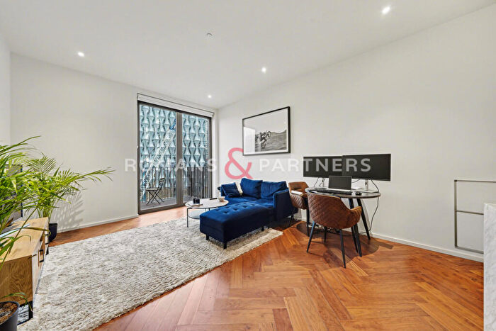 1 Bedroom Apartment To Rent In Ambassador Building, Embassy Gardens, Nine Elms, SW11