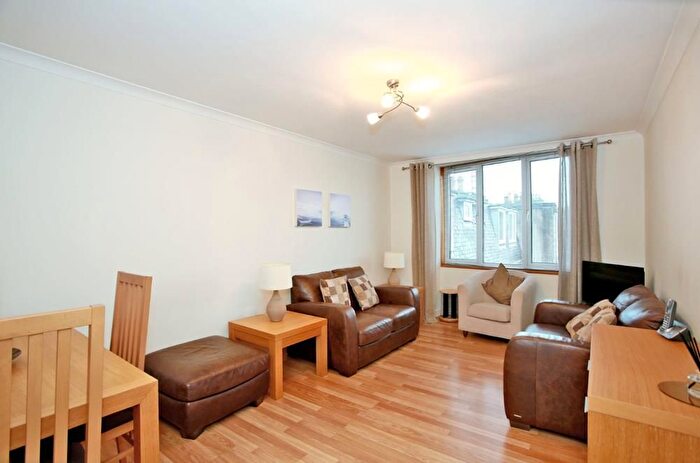 2 Bedroom Flat To Rent In Marine Court, Ferryhill, AB11