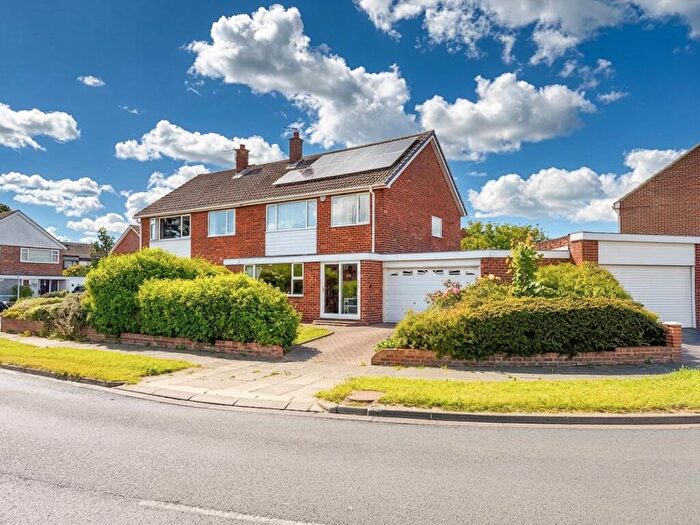 3 Bedroom Semi-Detached House For Sale In Malvern Road, Preston Grange, North Shields, NE29
