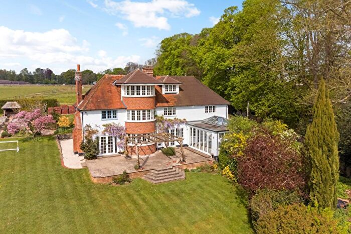 6 Bedroom Detached House For Sale In Buckhold, Pangbourne, Reading, Berkshire, RG8