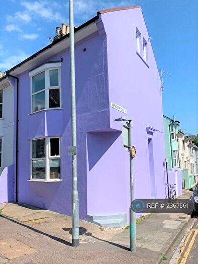 5 Bedroom Semi-Detached House To Rent In Upper Lewes Road, Brighton, BN2