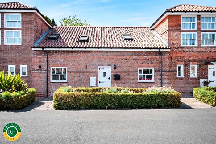 3 Bedroom Terraced House For Sale In Pemberton Grove, Bawtry, DN10