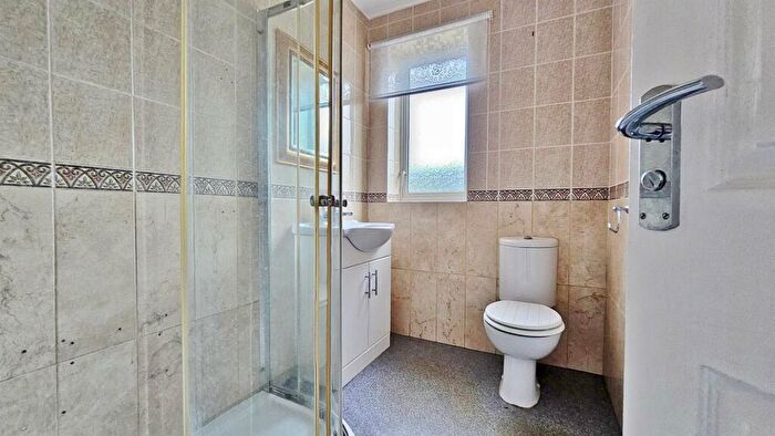 2 Bedroom Semi-Detached Bungalow For Sale In Temple Close, Frinton-On-Sea, CO13