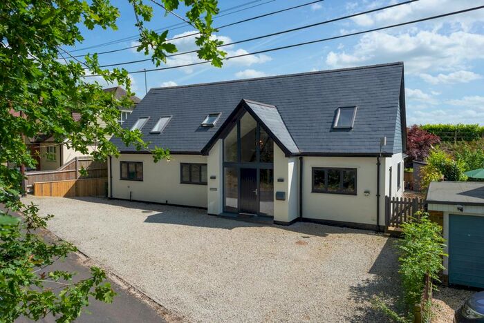 4 Bedroom Detached House For Sale In Charing Heath Road, Charing, Ashford, TN27