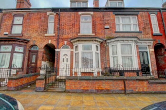 3 Bedroom Terraced House For Sale In Staniforth Road, Sheffield, S9
