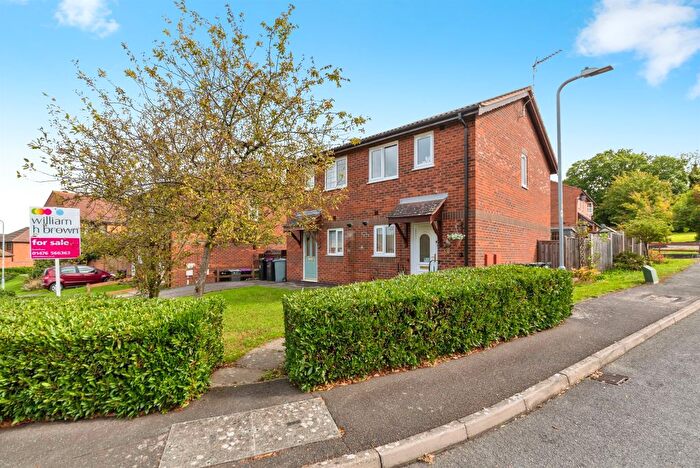 2 Bedroom Semi-detached House For Sale In Montrose Close, Grantham, NG31