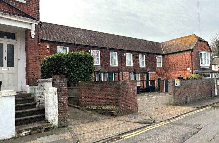 2 Bedroom Mews For Sale In Gorden Road, Canterbury, CT1