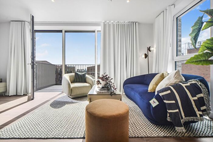 2 Bedroom Flat To Rent In Evelyn Street Deptford, SE8