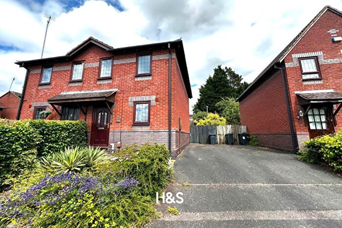 2 Bedroom Semi-Detached House To Rent In Brookwood Avenue, B28